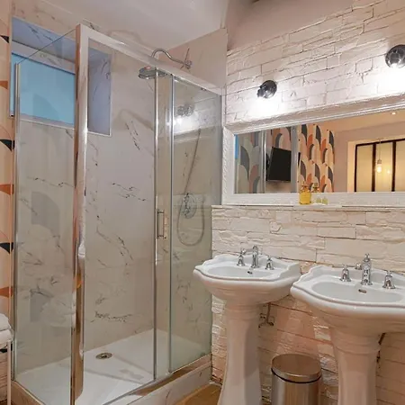 Cosy And Modern Updated Studio Lejlighed